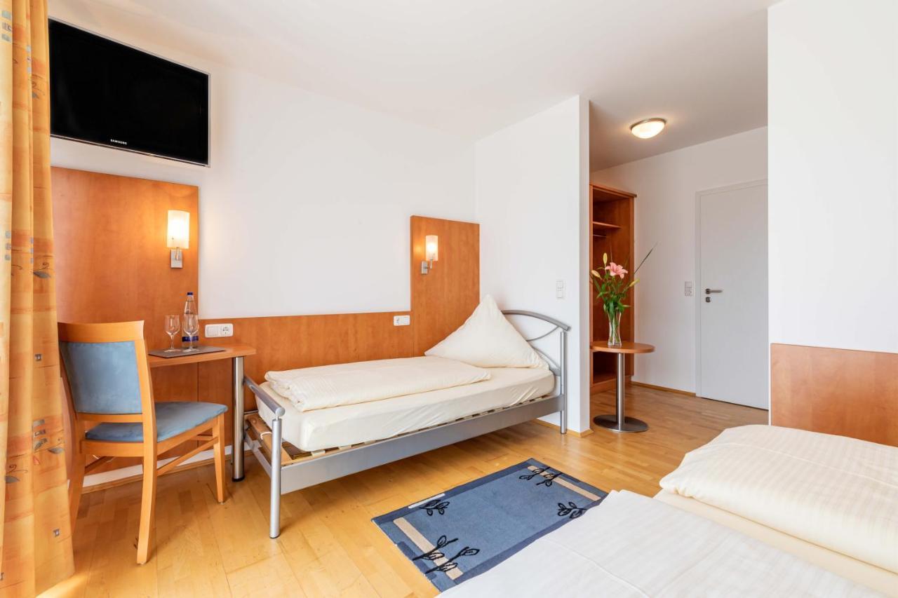 Gasthaus Hotel Ostermeier Attenkirchen Kültér fotó