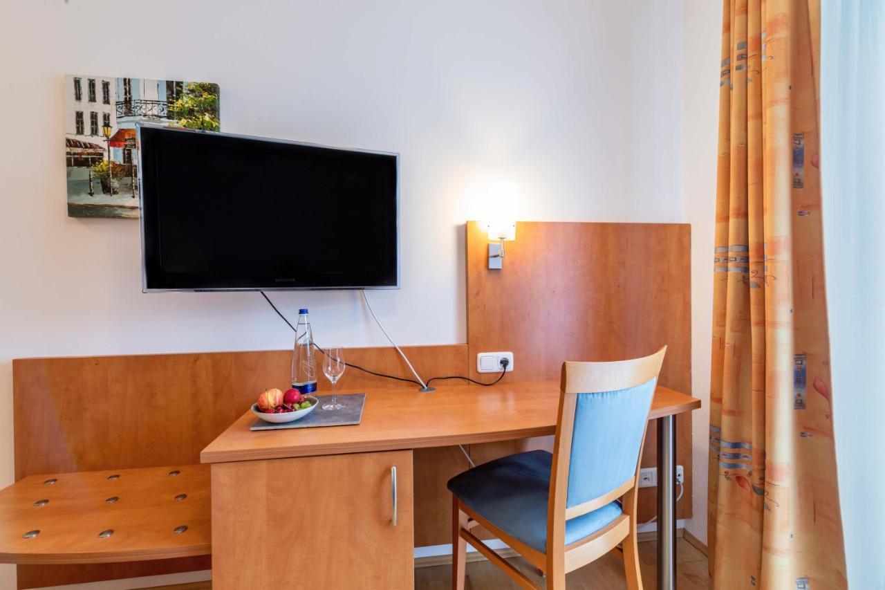 Gasthaus Hotel Ostermeier Attenkirchen Kültér fotó