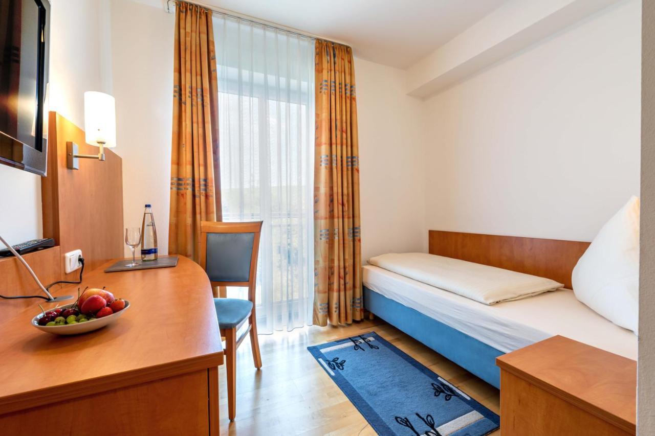 Gasthaus Hotel Ostermeier Attenkirchen Kültér fotó